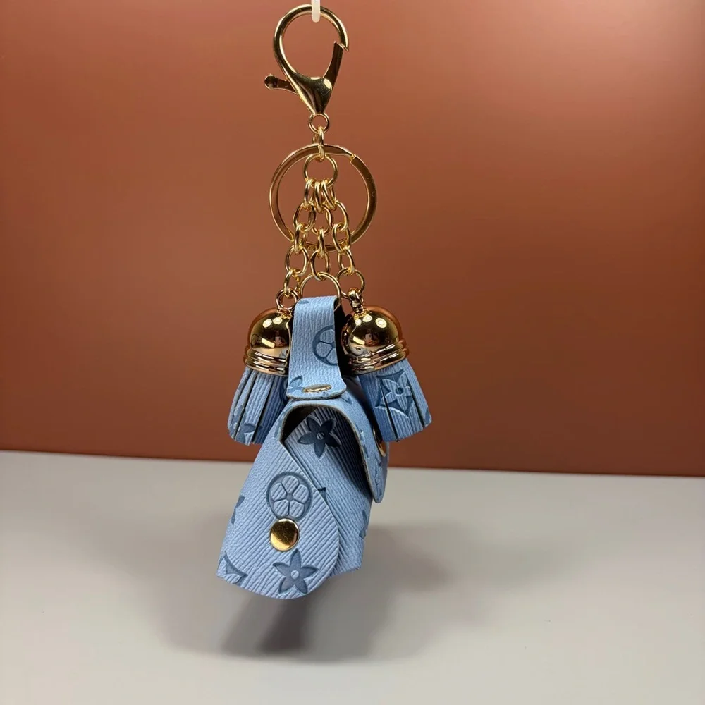Luxe Baby Blue Bag & Tassel Keychain/Bag Charm - Picture 4 of 9